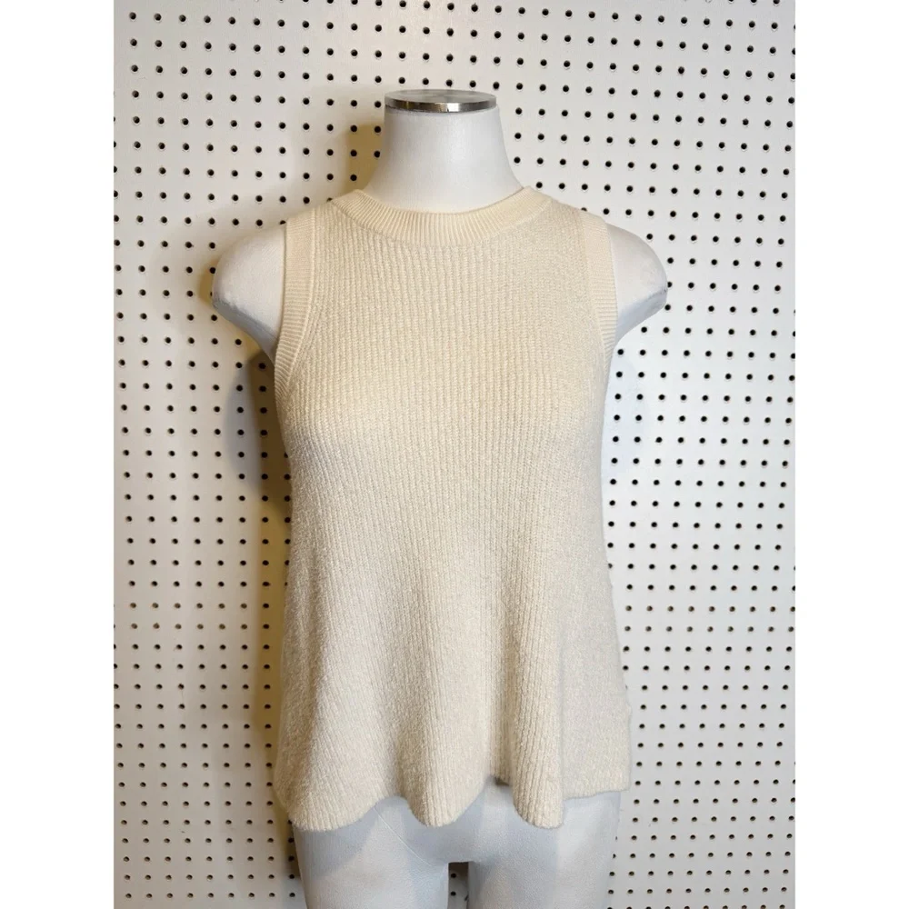 Moth by Anthropologie | Buttoned Sweater‎ Tank, Statement Back Buttons Sz. S